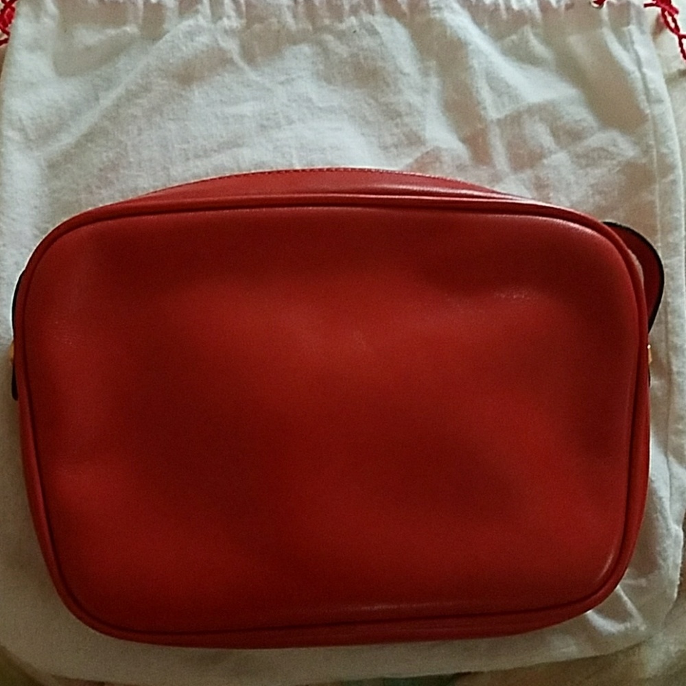Ferragamo shoulder bag